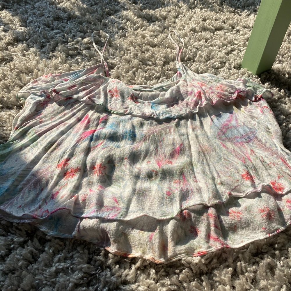 EUC American Eagle White Floral Ruffled Tank L - Picture 6 of 9